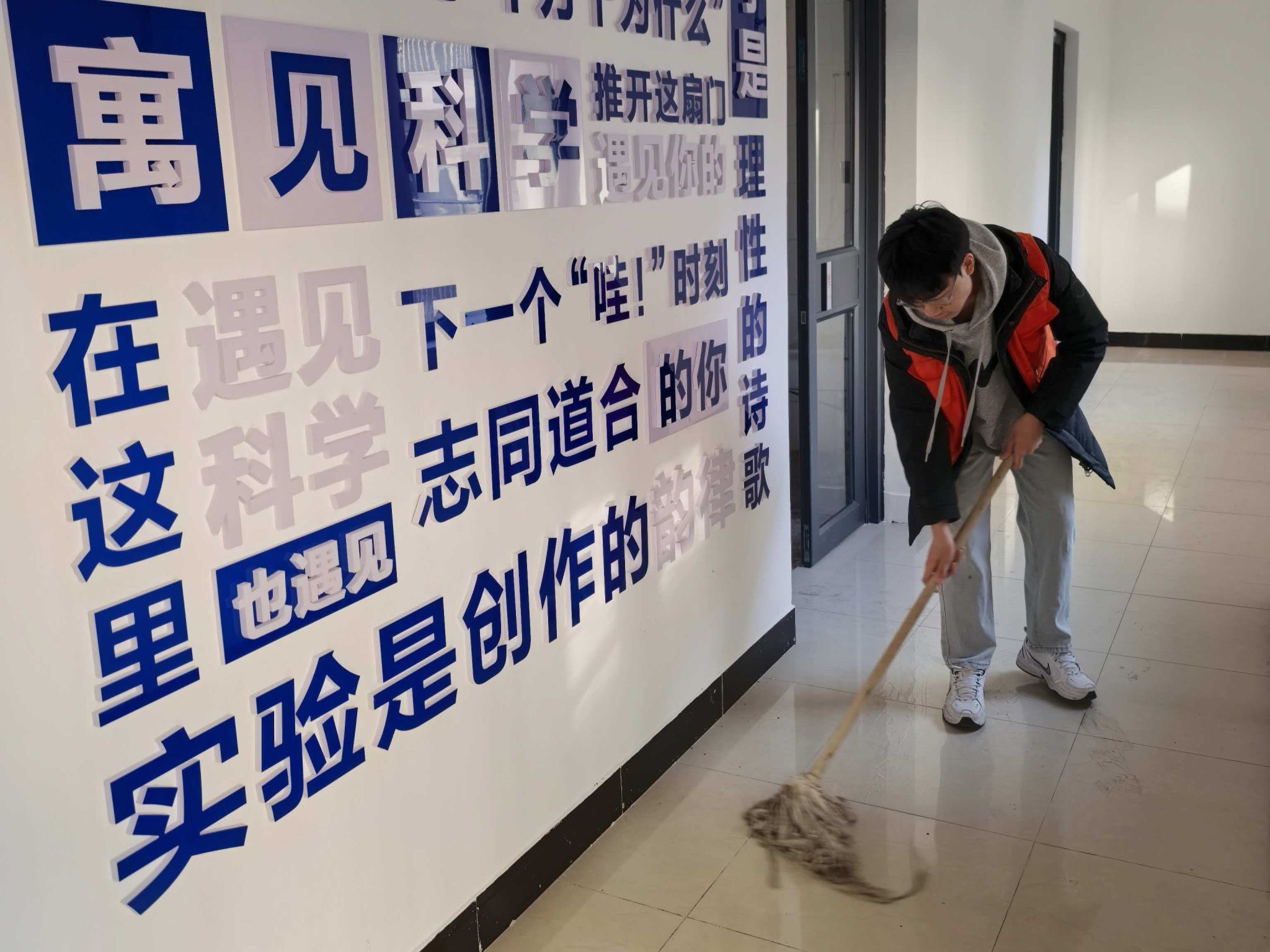 9ab7fa133aa030e5d744e483a1376e19